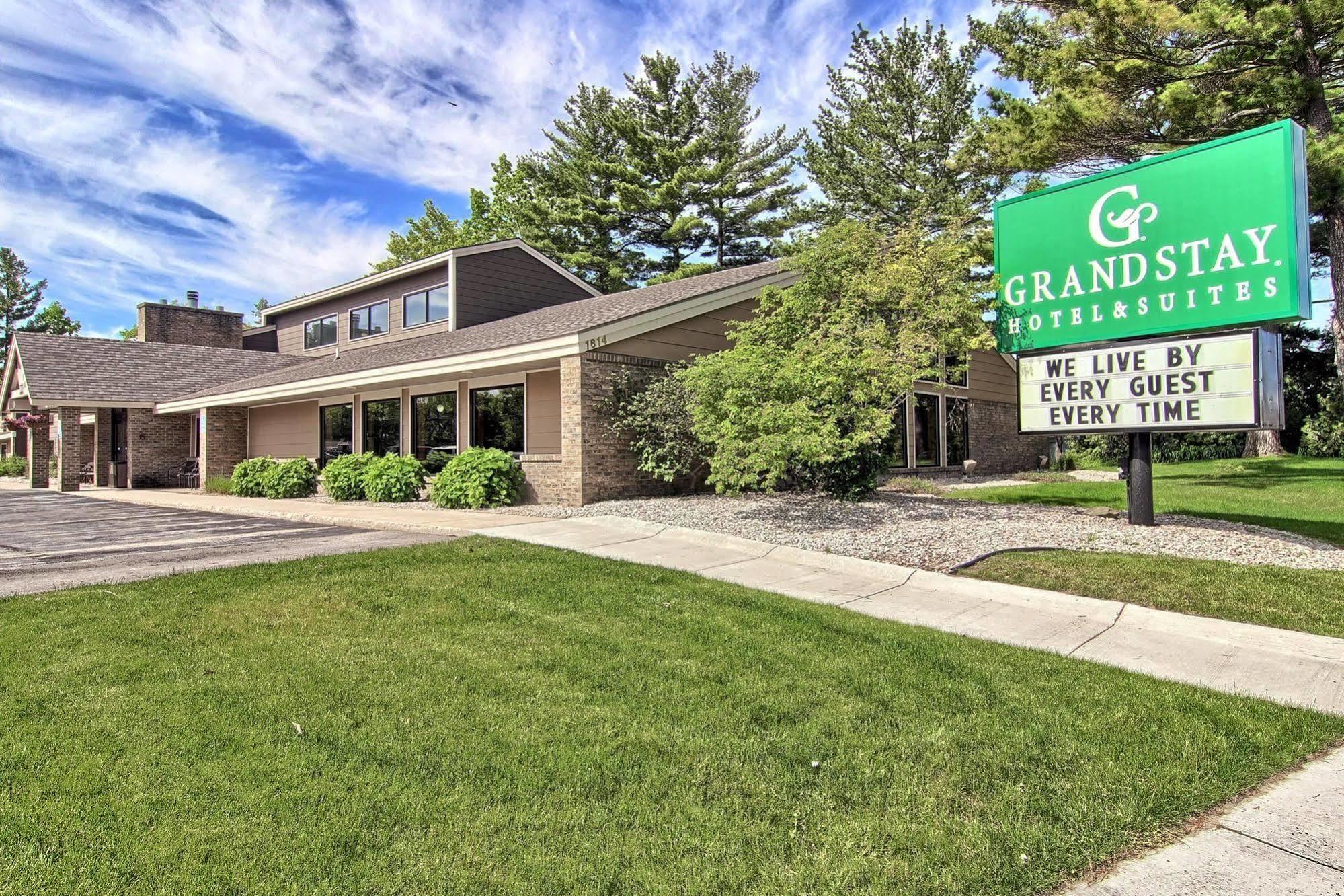 Blossom Hotel & Suites Traverse City Zewnętrze zdjęcie