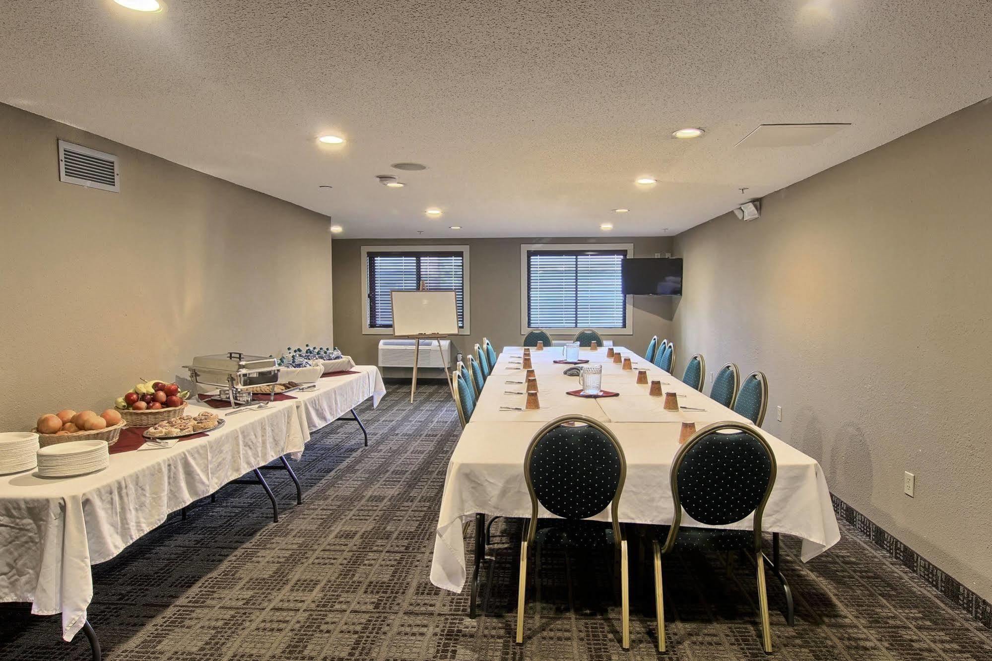 Blossom Hotel & Suites Traverse City Zewnętrze zdjęcie